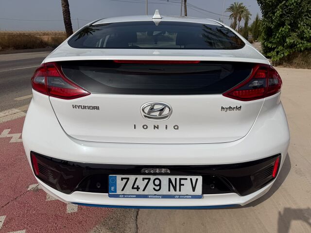 HYUNDAI IONIQ COMFORT 1.6 HEV AUTO SPANISH LHD IN SPAIN 60000 MILES SUPERB 2017